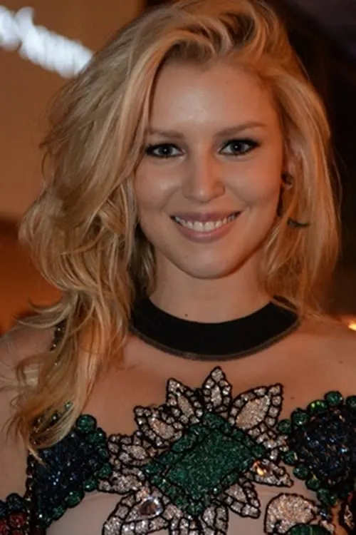 Ralph Clemente ha trabajado con Rhaisa Batista en 1 ocasiones