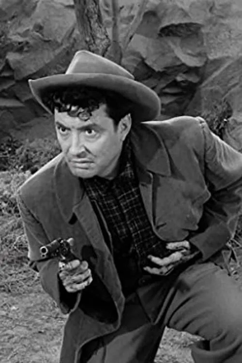 Ric Roman interpretando a Manuel Delgado