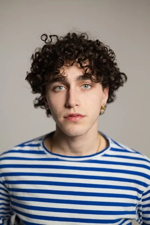 Riccardo Campione interpretando a Oskar