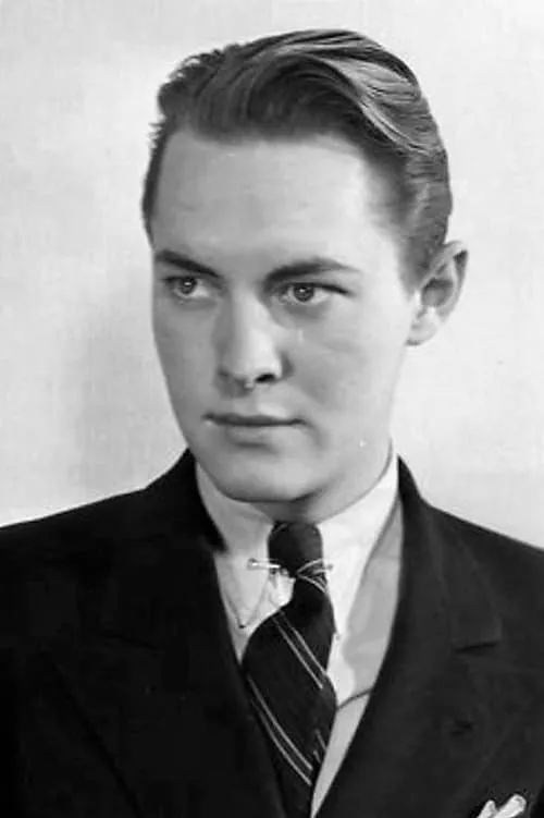 Richard Cromwell interpretando a Bob Dudley