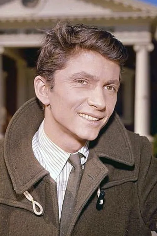 Richard Evans interpretando a Eadweard Muybridge