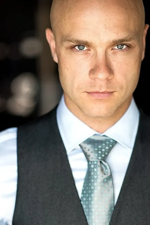 Richard Meen — personaje: Ethan Andrews