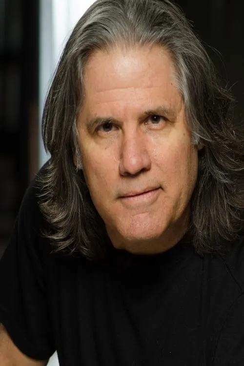 Michael Lakota Dillon ha trabajado con Richard Walter Sotelo en 2 ocasiones