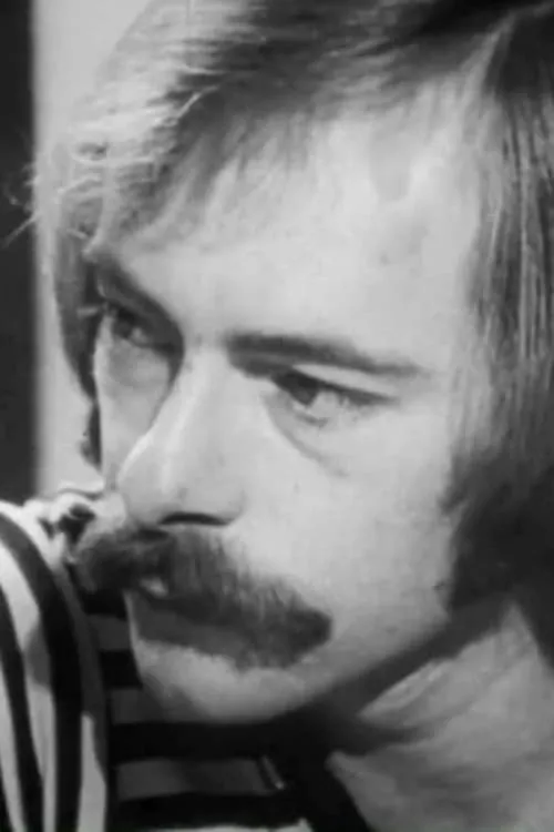 Rick Johnson interpretando a Cal Cate