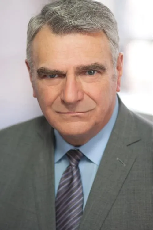 Rick Zahn interpretando a Dr. Grayson