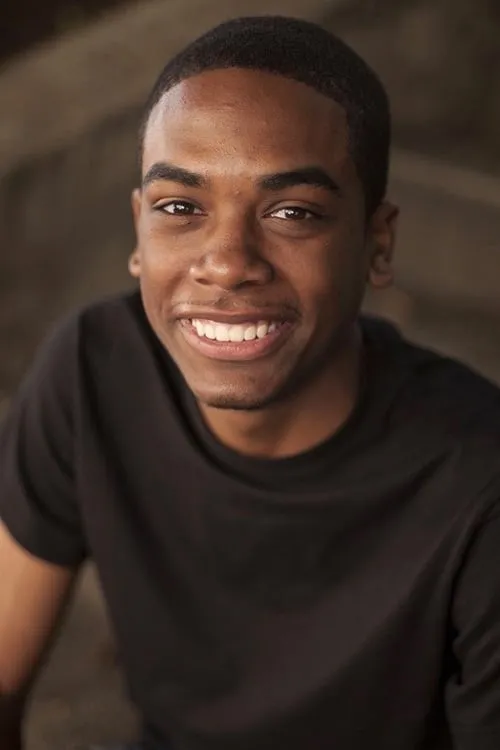 Chris Paul Morales ha trabajado con Ricky Low en 1 ocasiones