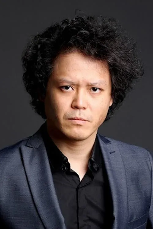 Emilie Miskdijan ha trabajado con Ricky Woo en 1 ocasiones