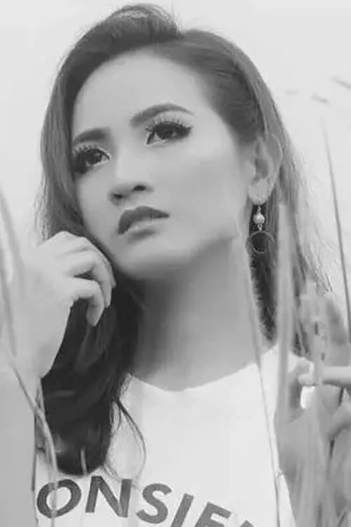 Gracia Marcilia ha trabajado con Rieza Prilicya en 1 ocasiones