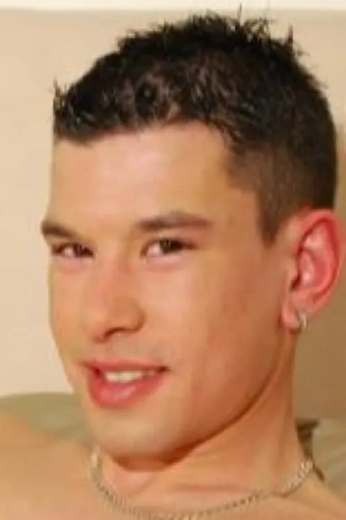 Rio Francisco interpretando a Archive Footage