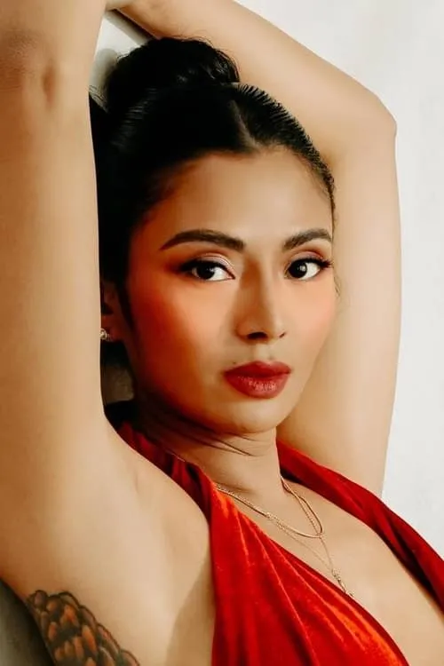 Maychelle Elgendy ha trabajado con Riri Ayuki en 1 ocasiones