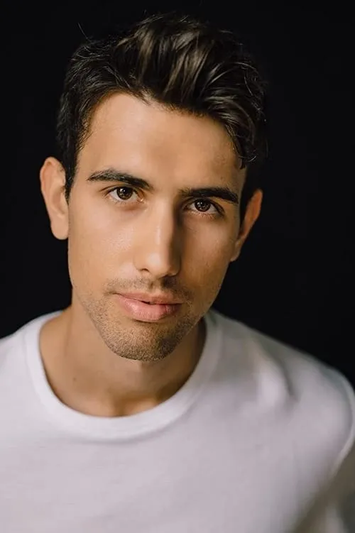 Marcus Sim ha trabajado con Riun Garner en 1 ocasiones