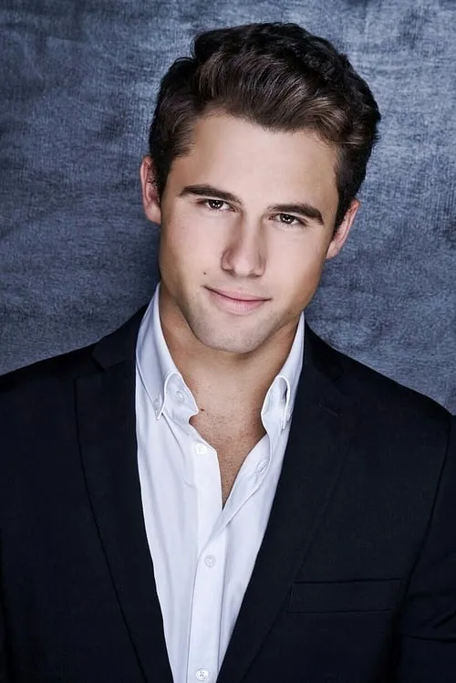 Kristopher Turner ha trabajado con Robbie Graham-Kuntz en 2 ocasiones