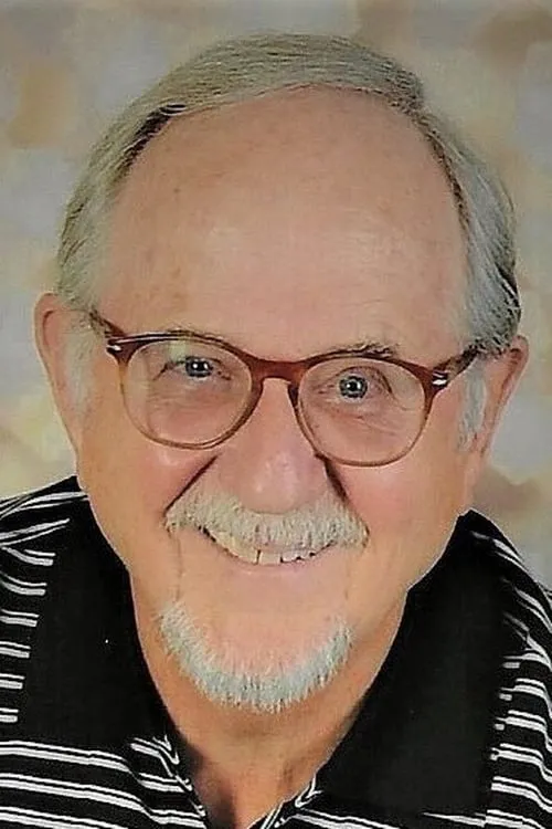 Aaron Maneval ha trabajado con Robert C. Neville en 1 ocasiones