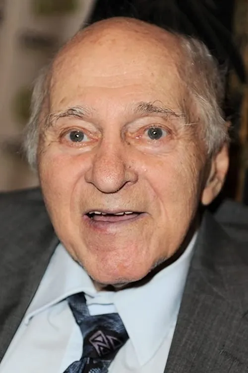 Robert Ellenstein — personaje: Rives