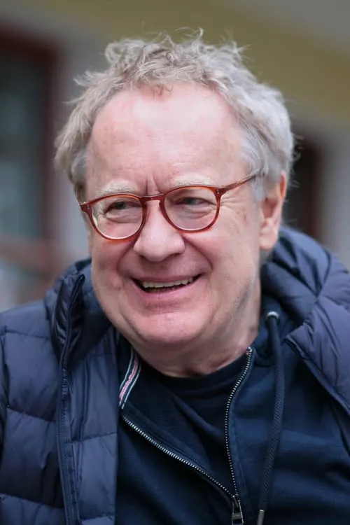 Robert Gliński interpretando a