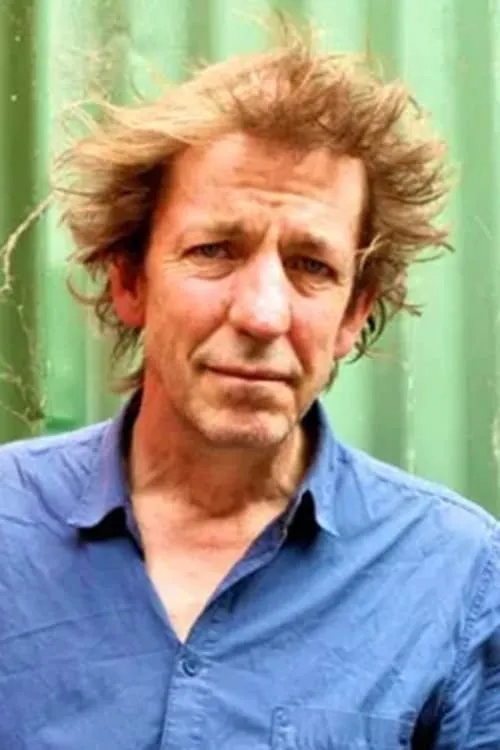 Phil Jones ha trabajado con Robert Menzies en 1 ocasiones