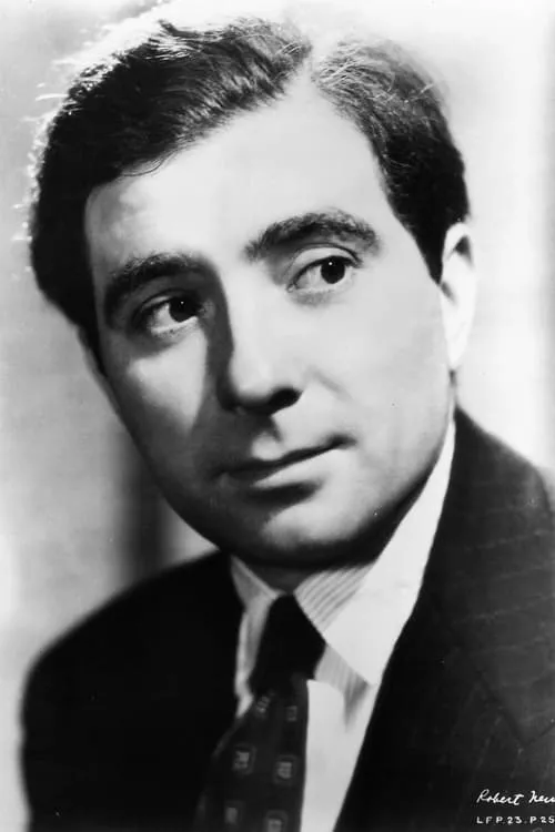 Robert Newton interpretando a Larry Graeme