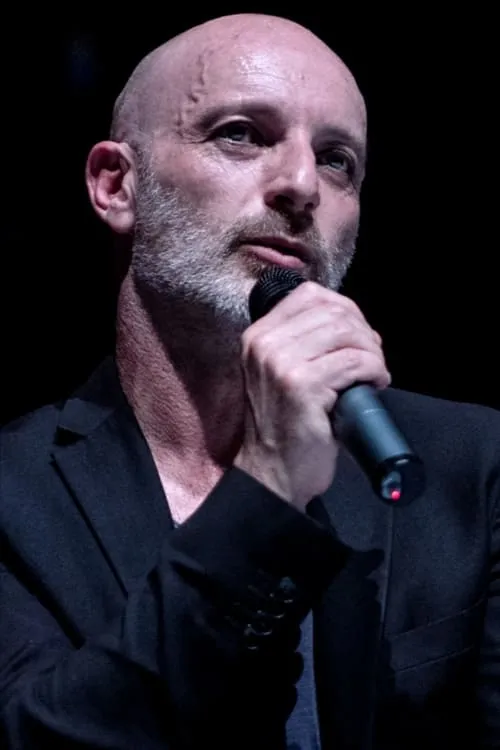 Sofia Luchetti ha trabajado con Roberto Latini en 1 ocasiones