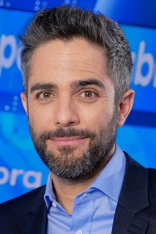 Roberto Leal — personaje: Presentador