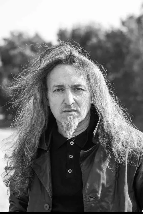 Robert Walter Colombini ha trabajado con Roberto Russo en 2 ocasiones