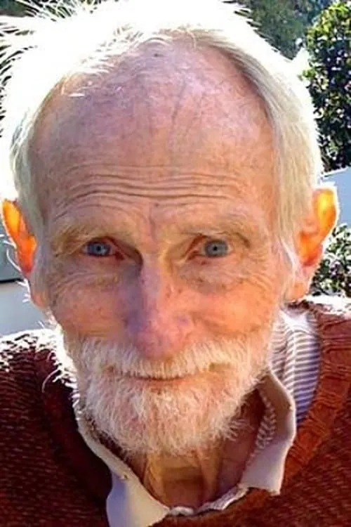 Roberts Blossom interpretando a Doc Wallace