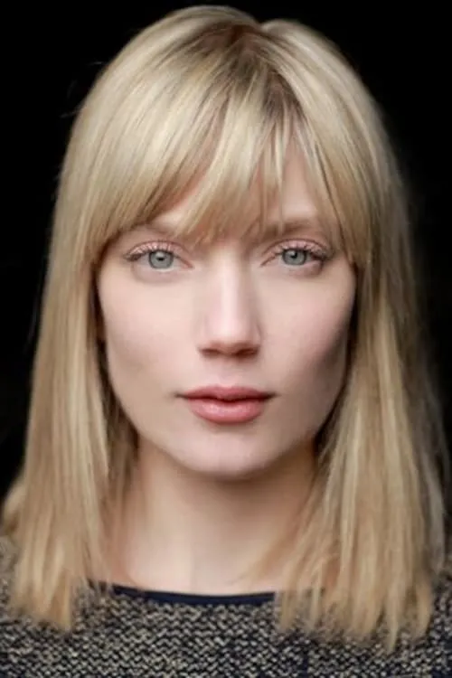 Joe Absolom ha trabajado con Robyn Addison en 1 ocasiones