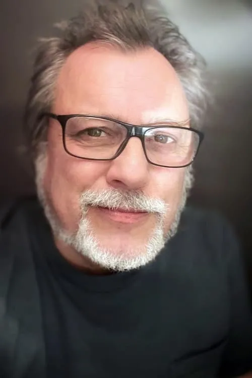 Rodolphe Chabrier interpretando a Self