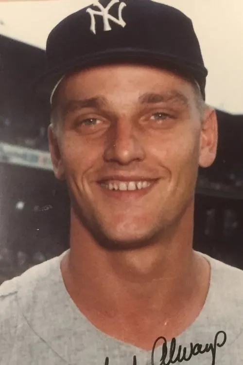 Roger Maris interpretando a Self