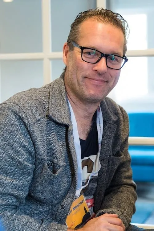 Lois Brown ha trabajado con Roger Maunder en 1 ocasiones