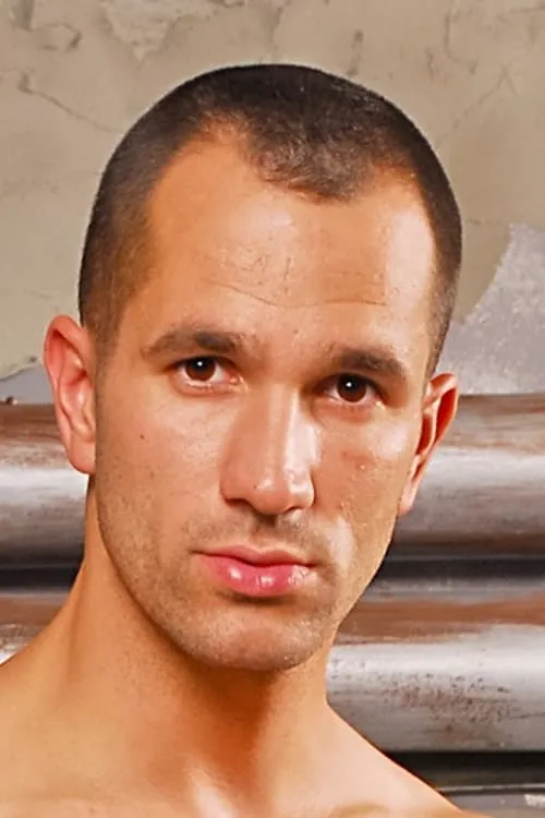 Max Summers ha trabajado con Rogerio Mateo en 1 ocasiones