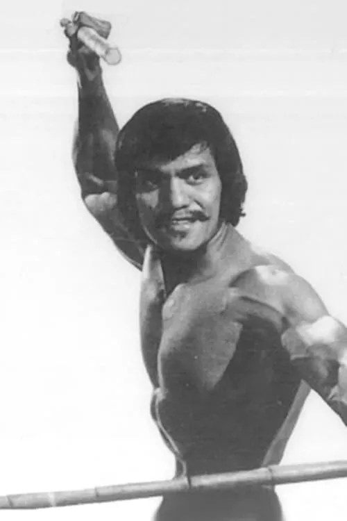 Bob Larson ha trabajado con Roland Dantes en 1 ocasiones