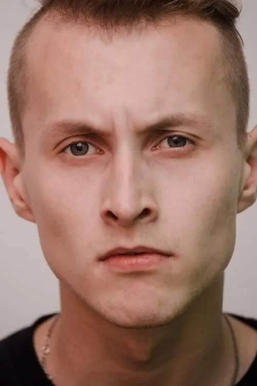 ???? ????????? ha trabajado con Roman Kolotukhin en 1 ocasiones