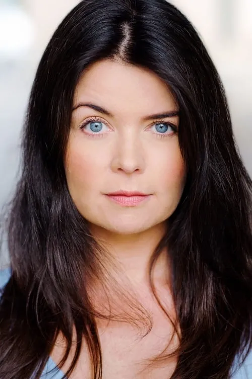 Gowan Calder ha trabajado con Romana Abercromby en 1 ocasiones