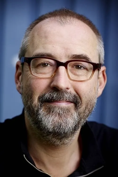 Matthijs van Nieuwkerk ha trabajado con Ronald Giphart en 1 ocasiones