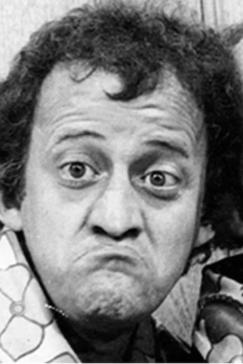 Rony Cócegas interpretando a