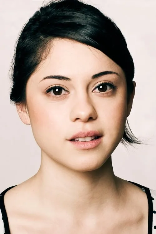 Rosa Salazar interpretando a Crystal