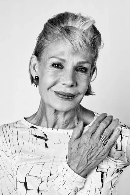 Vanessa Hidalgo ha trabajado con Rosa Valenty en 2 ocasiones