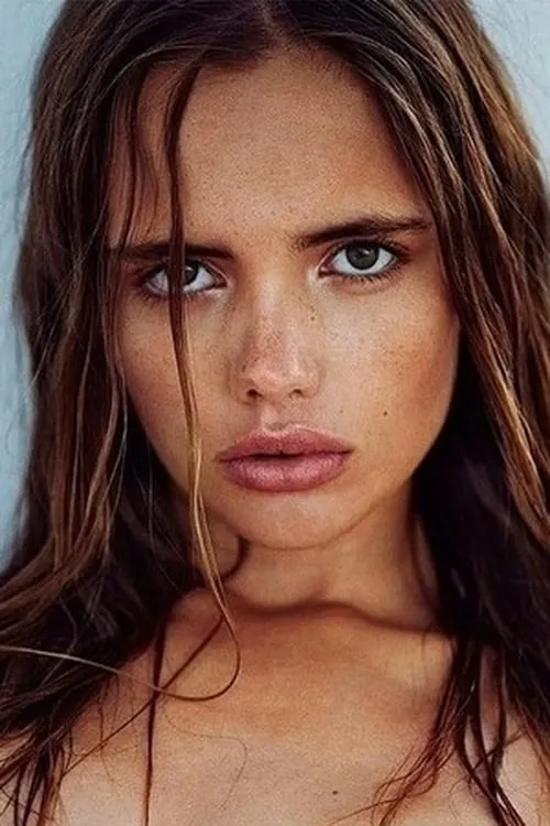 Rosemarie Mosbæk interpretando a Astrid