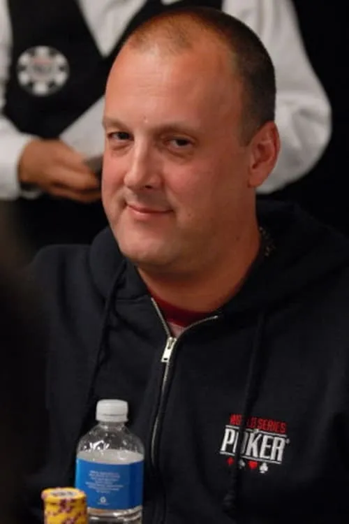 Ross Boatman interpretando a Gary Austin