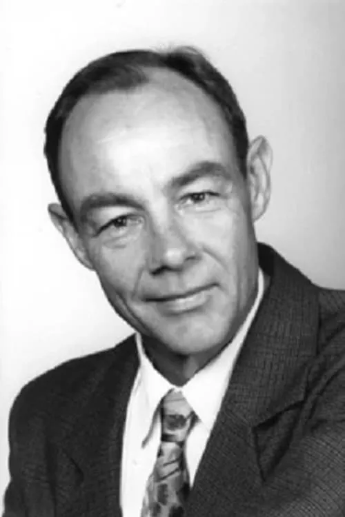 Sela Apera ha trabajado con Ross Duncan en 2 ocasiones