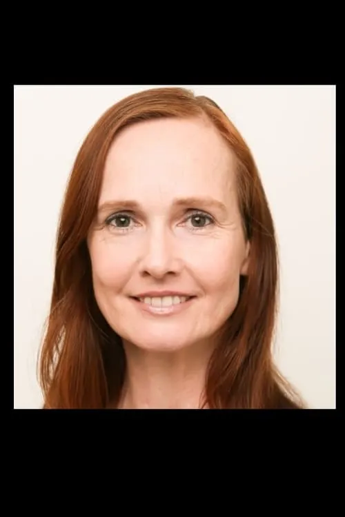 Vicki Emms ha trabajado con Rosslyn Baynes en 1 ocasiones