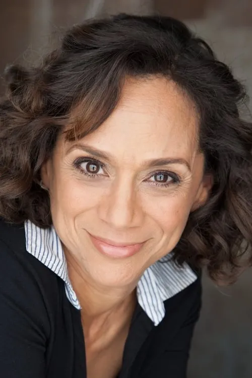 Peter Spears ha trabajado con Roxanne Beckford en 2 ocasiones