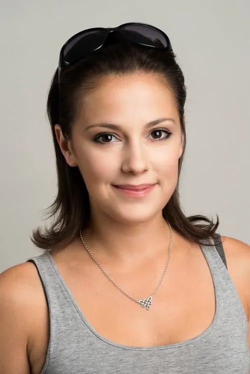 Rozi Lovas interpretando a Judit