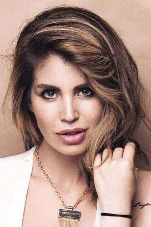 Ruken Demirer en su biografía y filmografía