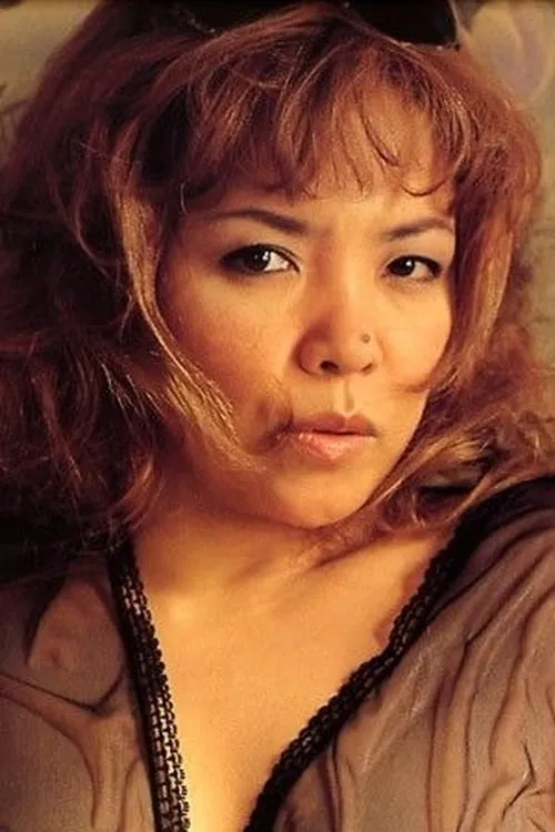 Rumi Kazama en su biografía y filmografía