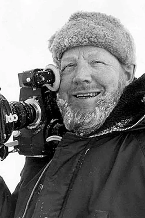 Rune Ericson interpretando a Self