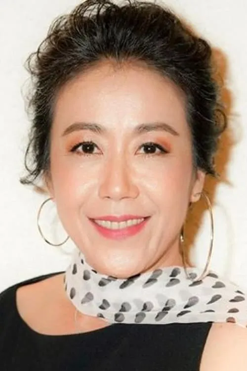 Ped Chernyim ha trabajado con Runya Siyanon en 1 ocasiones