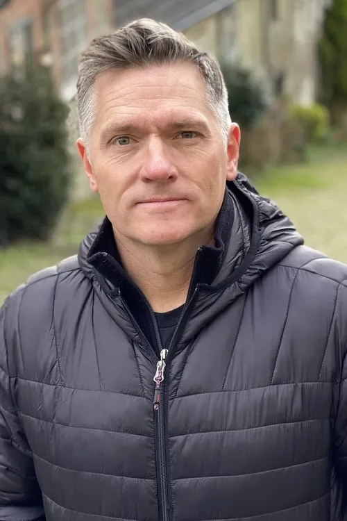 Brad Warwood ha trabajado con Russ Kendall en 1 ocasiones