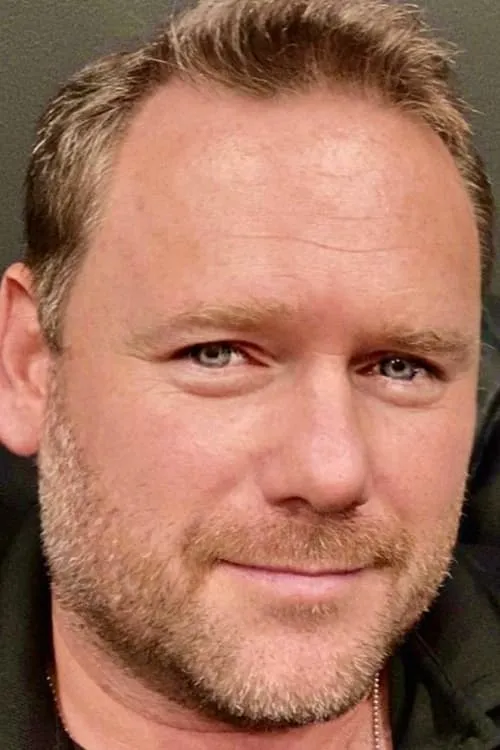 Alex Skuby ha trabajado con Russell Stuart en 1 ocasiones