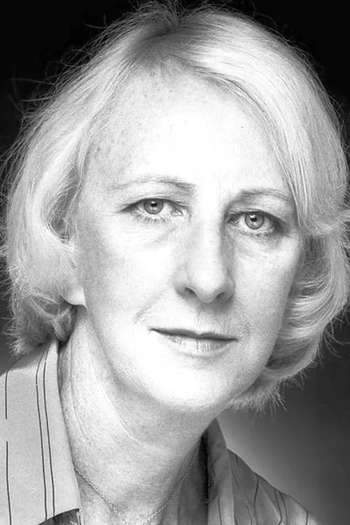 Ray Marshall ha trabajado con Ruth Cracknell en 4 ocasiones